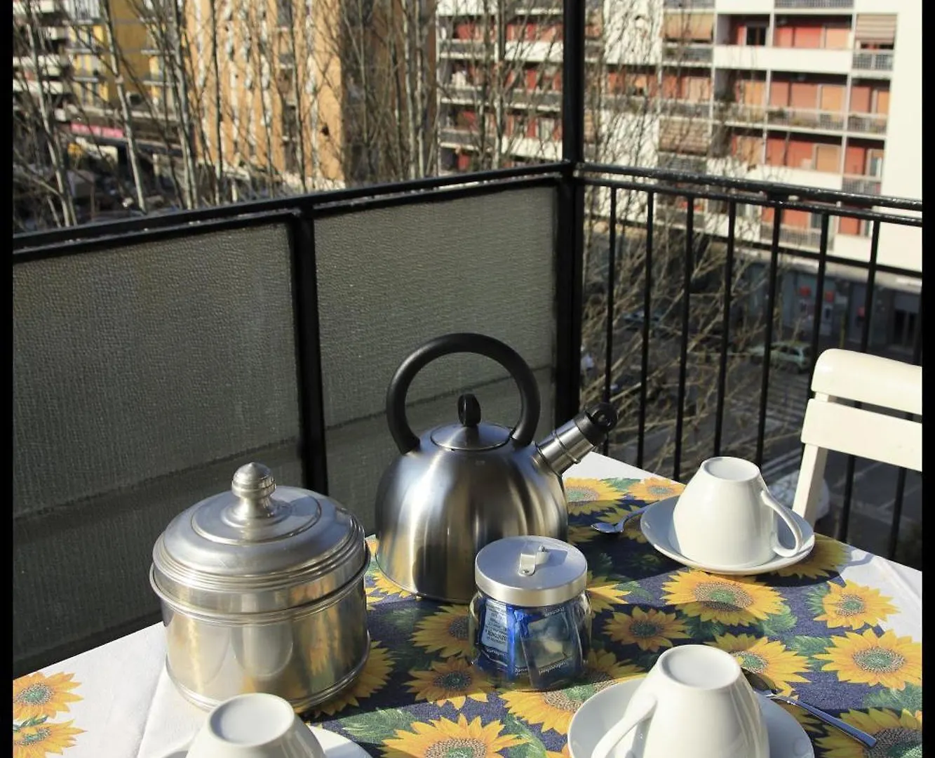 Domus Roma Vacanze - Qui Staremo Bene 0*, Rome